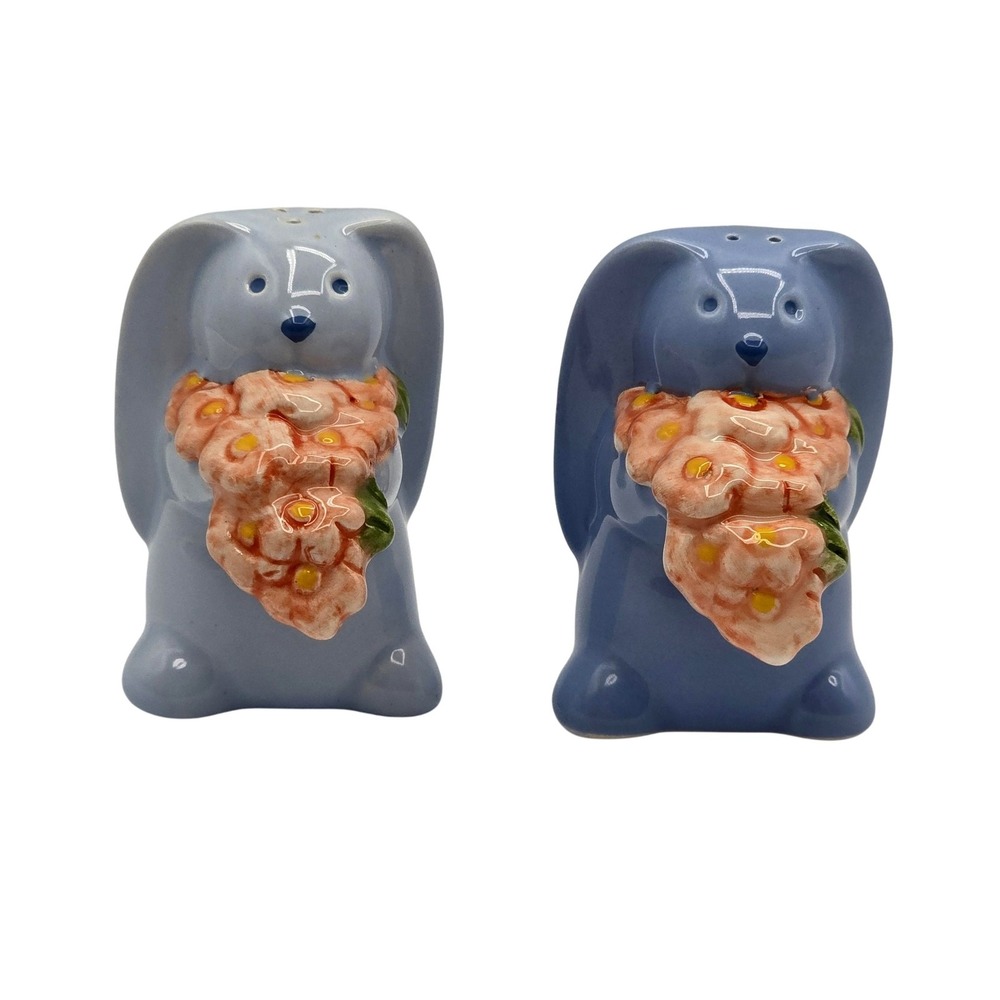Vtg Ceramic Bunny Rabbit Salt & Pepper Shakers Pastel Blue Flowers Easter Set‎ 2